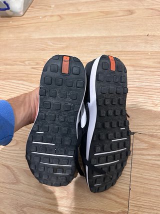 Zapatillas Nike Mujer Negras y Blancas