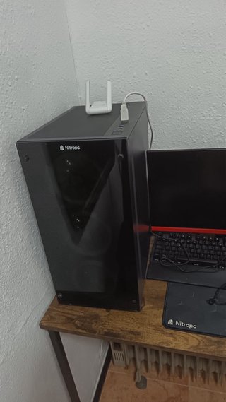 Computer Completo con Monitor e Tastiera, mouse
