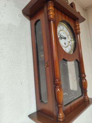 Reloj de péndulo Sars
