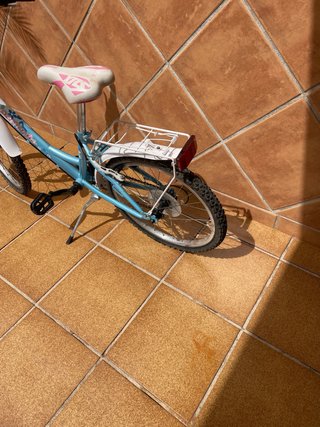 Bicicleta niña Esperia azul y blanca