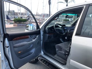 Toyota Land Cruiser 120