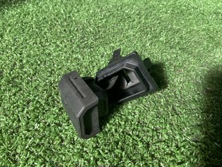 VANO PRESA USB HONDA AFRICA TWIN 1100 2020 2023