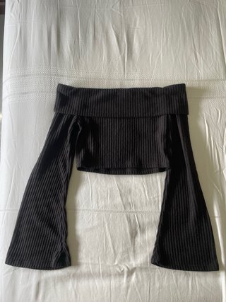 Jersey Shein Negro Manga Larga Acampanada