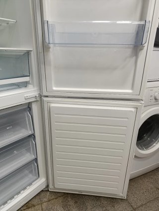 Nevera Balay Combi 1.85x60cm No Frost