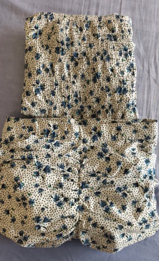 Conjunto Stradivarius Top y Falda Estampado Floral
