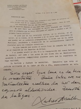 Lote Euskadi: Cartas, Libros y Pegatinas Antiguas