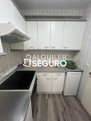 Piso en alquiler en Pueblo Nuevo en Madrid