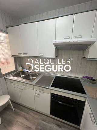Piso en alquiler en Pueblo Nuevo en Madrid