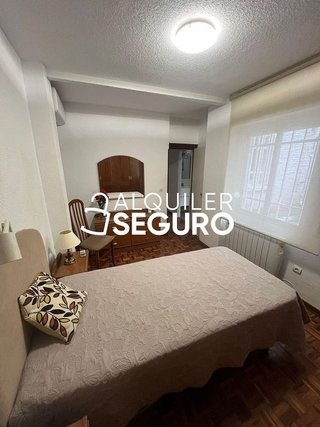 Piso en alquiler en Pueblo Nuevo en Madrid