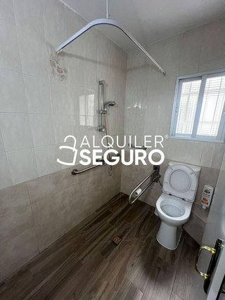 Piso en alquiler en Pueblo Nuevo en Madrid