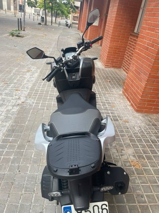 QJ Motor ATR 125 Gasolina 2024 Nueva