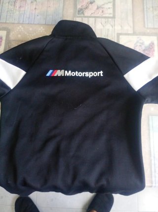 Sudadera BMW Negra con Logo Puma