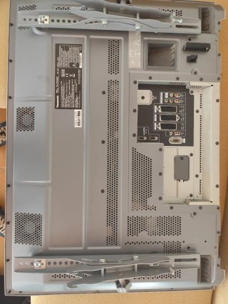 En Albacete..urge venta...Pantalla TV Plasma Panas