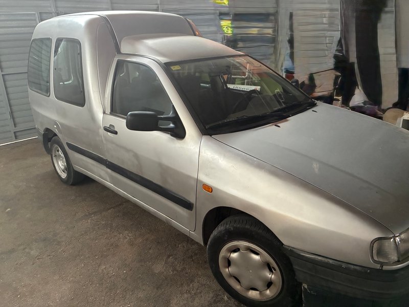 SEAT Inca 2000 - foto 1