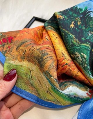 Pañuelo seda Van Gogh.