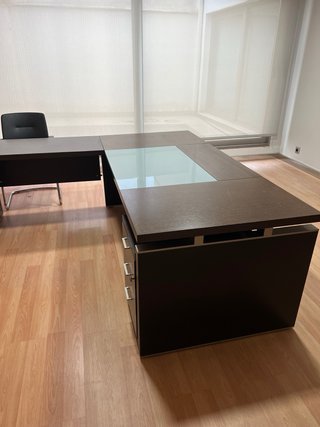 Mesa de dirección con ala y cajonera