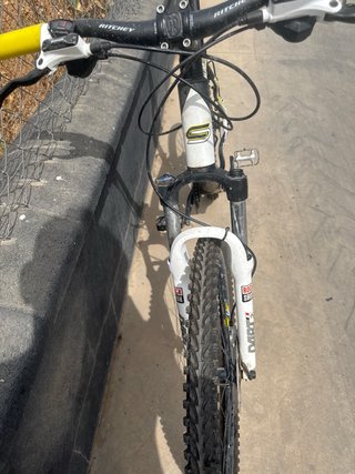 Bicicleta Conor WRC Negra y Amarilla