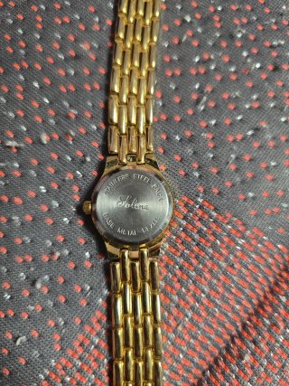 Reloj Solino Dorado
