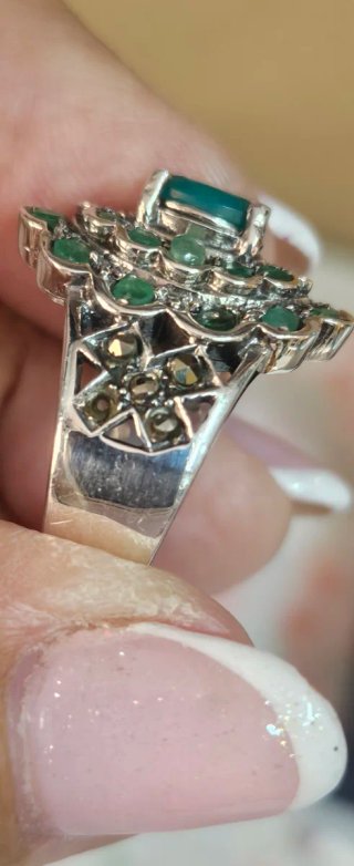 Espectacular anillo Plata y Esmeraldas