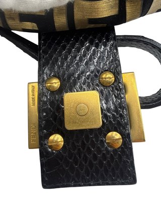 Bolso Fendi Baguette Vintage Negro y Dorado