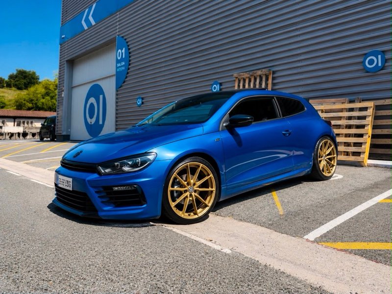 Volkswagen Scirocco 2015 - foto 1
