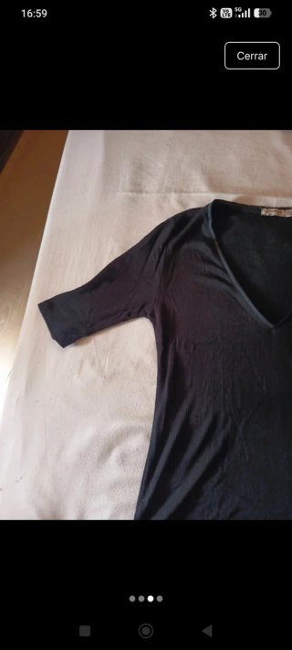 Camiseta Stradivarius mujer negra
