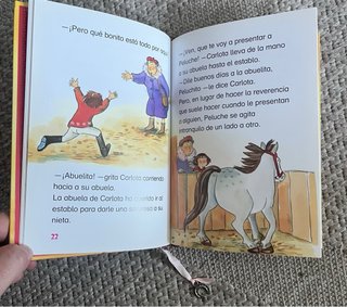 Libros Carlota y Peluche