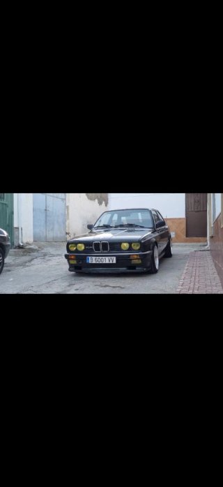 BMW e30  1985