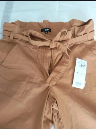 Pantalón recto marrón