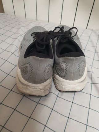New Balance Taglia 43 Grigio/Nero