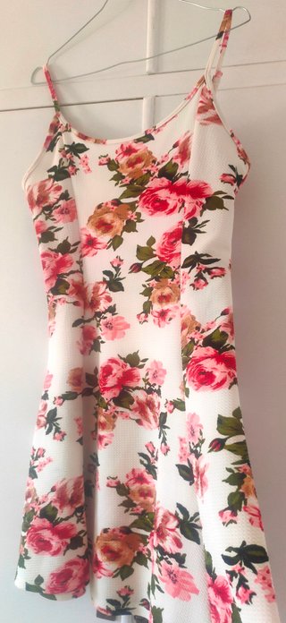 Vestido floral rosa y blanco Inside