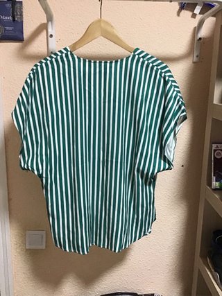 Blusa Tommy Hilfiger Rayas Verde y Blanca