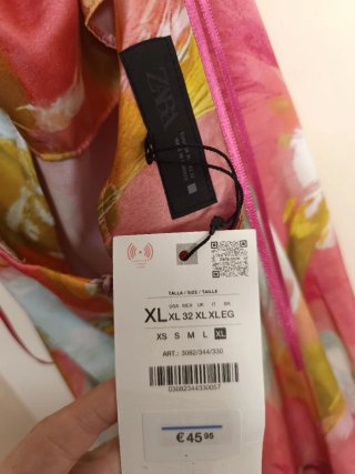 Vestido midi Zara estampado floral satinado XL