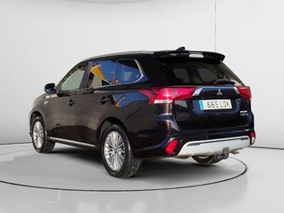 Mitsubishi Outlander 2.4 PHEV Motion Auto 7 Plazas 165 kW (224 CV)