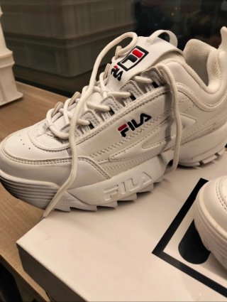 Scarpe Fila Donna Bianche usate solo una volta