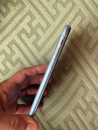 iPhone XR 128GB Blu + Custodie Prezzo negoziabile