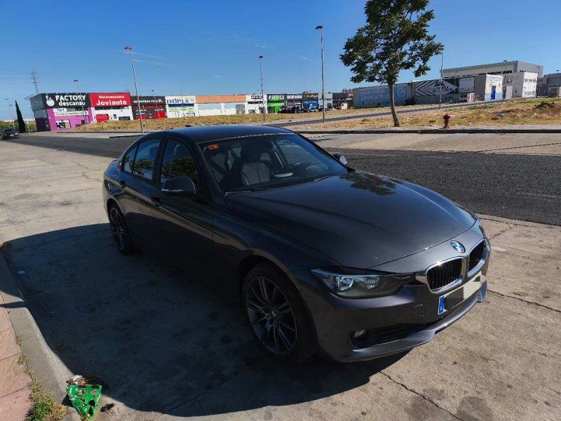 BMW Serie 3 2013 - foto 1