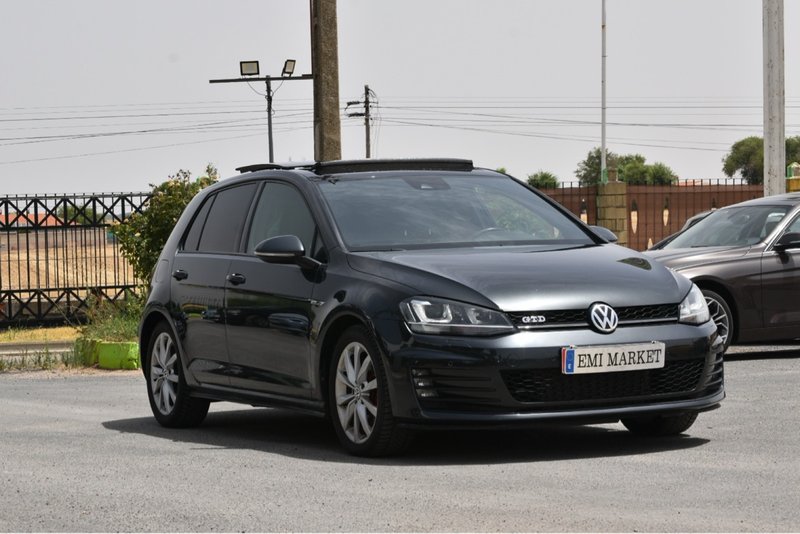 Volkswagen Golf 2016 - foto 1