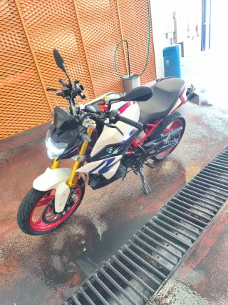 BMW 310 R Naked Moto