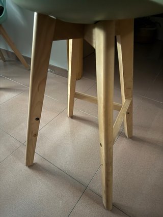 Taburete Nórdico Madera y Plástico