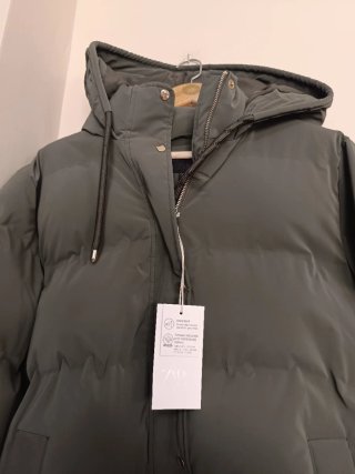 Anorak acolchado Zara engomado windproof talla XL