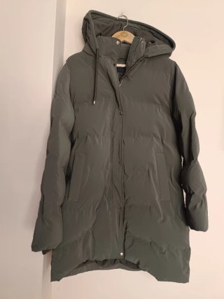 Anorak acolchado Zara engomado windproof talla XL