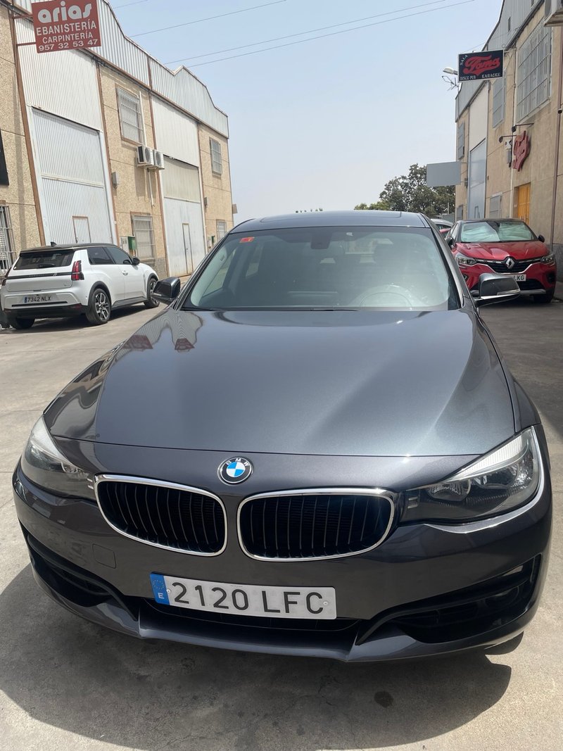 BMW Serie 3 2015 - foto 1