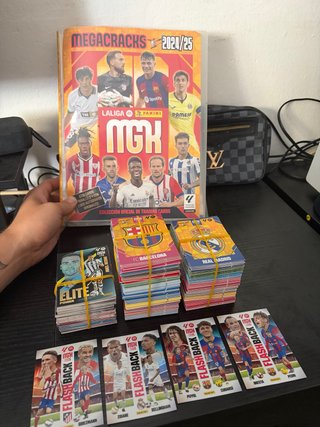 520 Carte + Album Megacracks LaLiga 2024/25