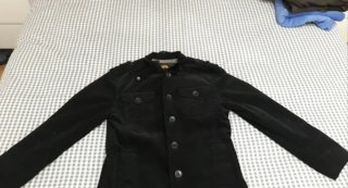 Chaqueta negra estilo piel de melocotón