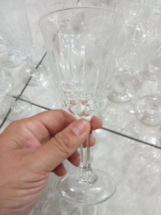 Servizio 49 pezzi bicchieri e calici vintage