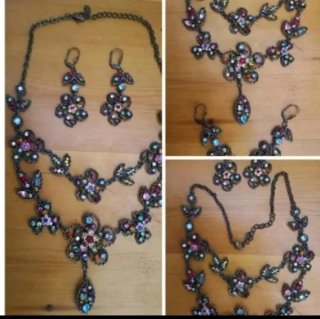 Vestidos, Sandalias, Mono, Collar y Pendientes
