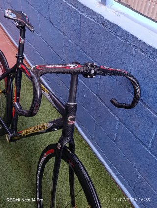 Cuadro + llantas COSTANTINO PROFESSIONAL Carbono.