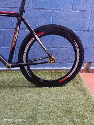 Cuadro + llantas COSTANTINO PROFESSIONAL Carbono.