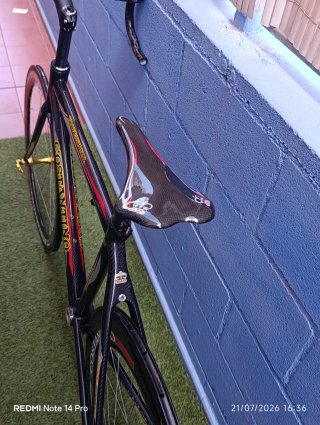 Cuadro + llantas COSTANTINO PROFESSIONAL Carbono.